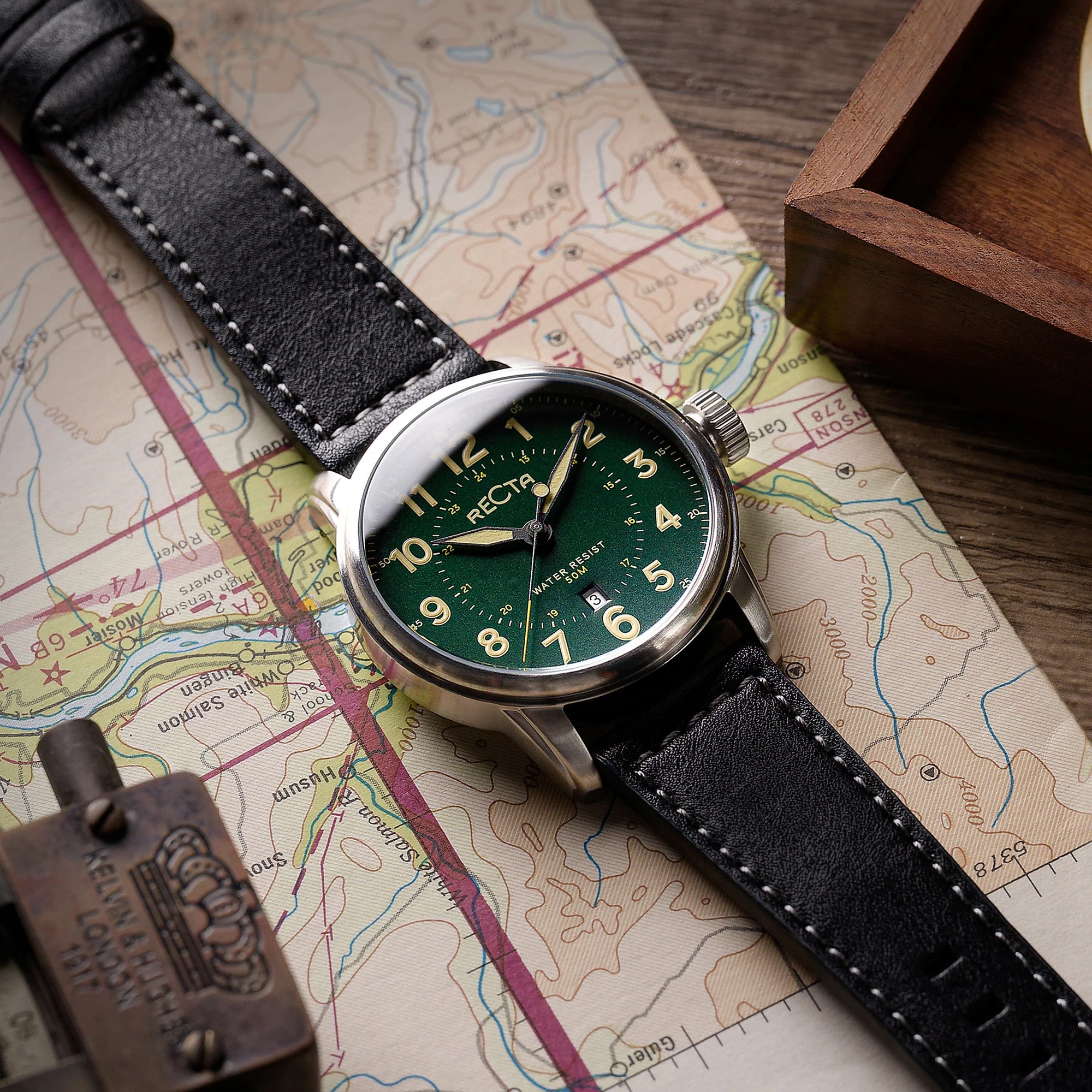 Altitude Japan Quartz Green / Leather | Dial - Image 3