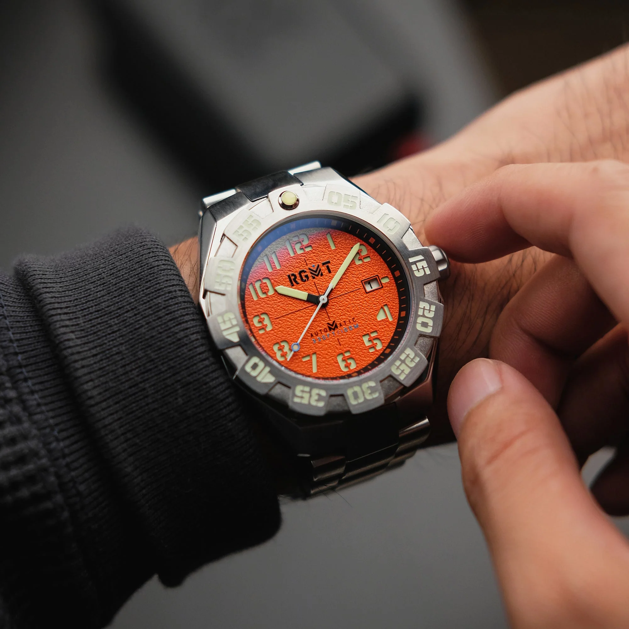 New Field Master Automatic Orange / Stainless Steel | Orange Dial - Image 12