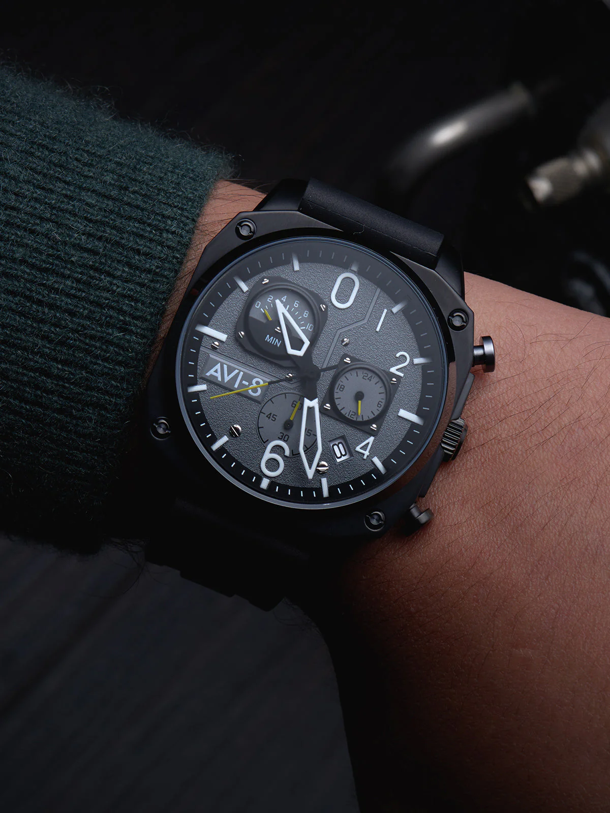 Hawker Hunter Retrograde Chronograph Gray / Rubber | Gray Dial - Image 3