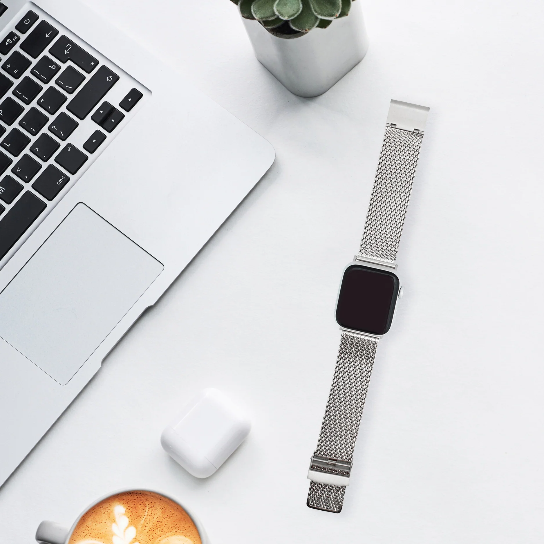 Thick Mesh Band for Apple Watch Ultra & Series 8/7/6/5/4/3/2/1/SE Silver (42mm | 44mm | 45mm | 49mm) | Dial - Image 4